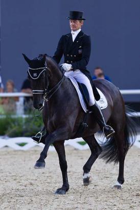 Foto: GLOCK Rider Edward Gal kommt mit GLOCK’s Undercover zum Heimturnier in GLOCK HORSE PERFORMANCE CENTER - Fotograf: Michael Rzepa