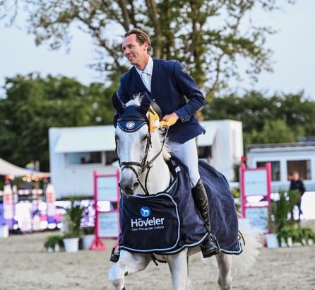 Foto: Der Niederländer Gerben Morsink setzte in der Großen Tour in Goch eine Bestmarke noch vor Richard Vogel, der einen weiteren Erfolgstag verbuchte - Fotograf: Frederike Markett
