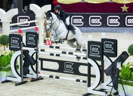 Foto: Amy Graham (AUS) siegte im Gaston Glock’s Championat Salzburg und greift nun erstmals direkt im GHPC ins Turniergeschehen ein. - Fotograf: Nini Schäbel