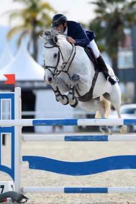 Foto: Flott davon - Franzose gewinnt mit fünf Sekunden Vorsprung zum Auftakt