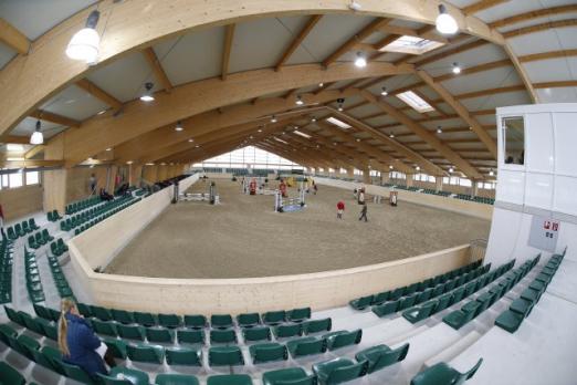 Foto: Die neue Turnierhalle spielt alle Stückerln - Fotograf: Manfred Leitgeb 