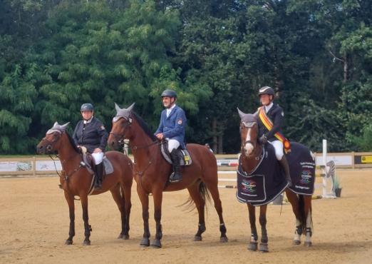 Foto: Siegerin Grad III Simone Richter, Silbermedaillengewinner Grade II Roland Boost und Bronzemedaillengewinnerin Monika Weber - Fotograf: Privat