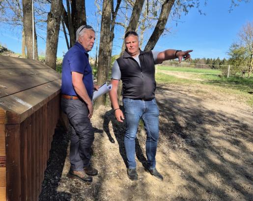  Foto: Supervisor Mike Etherington-Smith und Parcourschef Bernd Backhaus -Fotograf: Andrea Richter