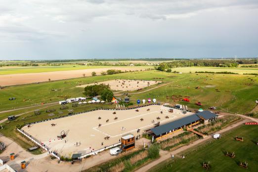 Foto: Das Turniergelände aus der Vogelperspektive - Fotograf: Baborówko Equestrian Festival