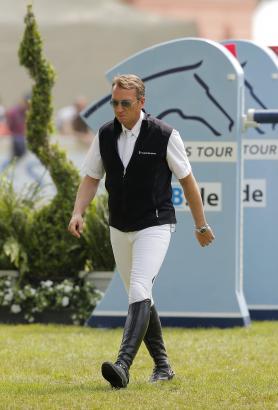 Foto: Jörg Naeve ist Aktivensprecher der deutschen Springreiter und froh über den Bestand der DKB-Riders Tour für den deutschen Springsport - Fotograf: Stefan Lafrentz