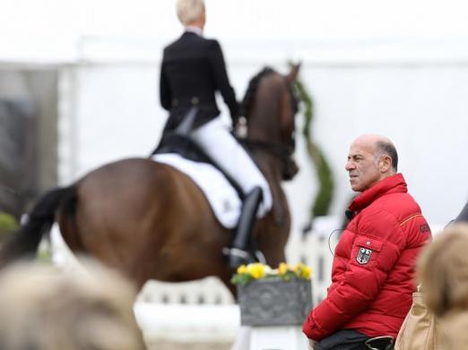 Foto: Jonny Hilberath sorgt sich um den Gesundheitszustand von Matthias Alexander Rath - Fotograf: Friso Gentsch - dpa