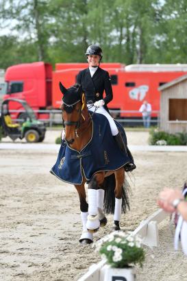 Foto: Erste Dressurprüfung - erster Sieg beim Pferdefestival Redefin 2024 für Juliane Brunkhorst und Aperol - Fotograf: Rüchel