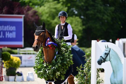 Foto: Die neue Championesse der Siebenjährigen: Koccu Lu v. Comme il Faut mit Antonia-Selina Brinkop - Fotograf: Janne Bugtrup