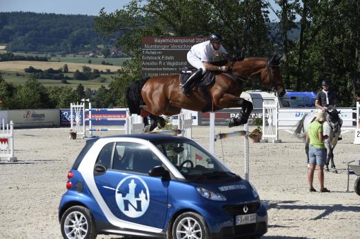 Foto: Edwin Schmuck mit Aclatron, Sieger der ersten Qualifikation - Fotograf: Ursula Puschak