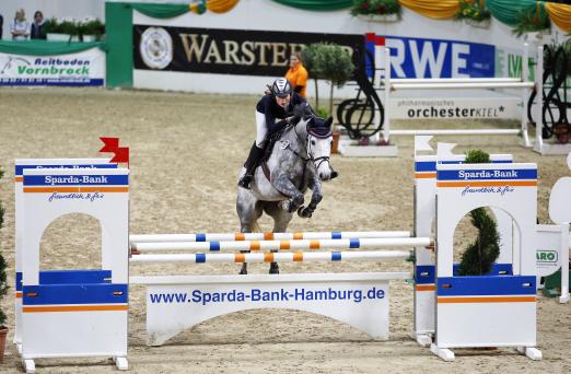 Foto: Emelie Lüders mit Uva Bianca L - Fotograf: Thomas Hellmann