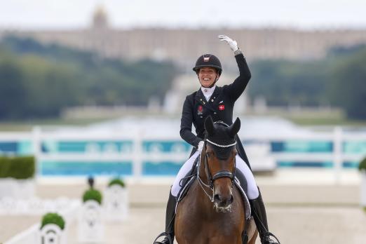 Foto: Auf der Elite-Fohlenauktion entdeckt und in Olympia erfolgreich am Start: Mount St John Freestyle mit Cathrine Laudrup-Dufour - Fotograf: Hannoveraner Verband/Lafrentz