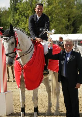 Foto: Lambre Santiago (MEX) und der Bürgermeister der Stadt Linz Klaus Luger - Fotograf: Linzer Pferdefestival