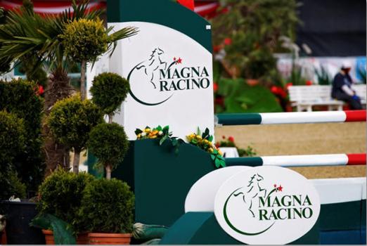 Foto: Auf geht's zur MAGNA RACINO Autumn Tour - Fotograf: MAGNA RACINO