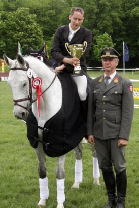 Foto: Der Sieger im CIC2*: John Meinen (GER) und sein Graf Georgenburg - Fotograf: Liebmann - sportfotoliebmann.mz1.at
