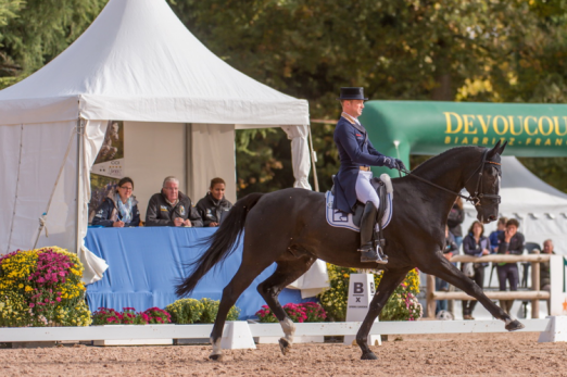 Michael Jung (GER) gets off to a good start at Les 4 Etoiles de Pau, first leg of the FEI Classics™ 2015/2016 season, where he is in first and second place after Dressage (pictured here with Halunke FBW). (Trevor Holt/FEI) 