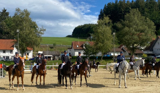 Foto: Siegerehrung in Hauerz - Fotograf: Privat