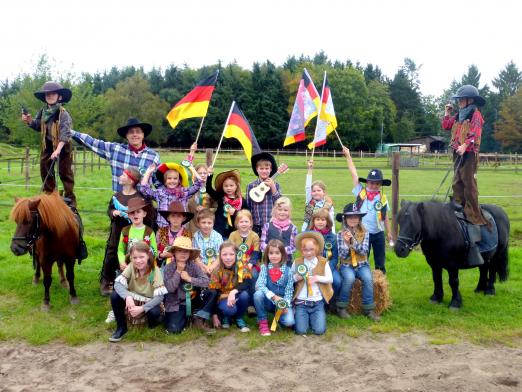 Foto: Grundschulklasse der Overbergschule aus Voltlage