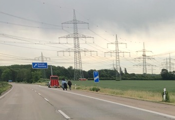 Foto: "Hufgänger auf der A59 - Fotograf: Polizei Düsseldorf