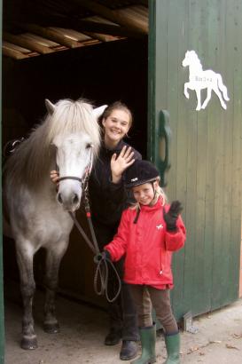 Foto: Komm zum Pferd – am 1. Mai 2016 lädt Schleswig-Holstein zum Tag der offenen Stalltür