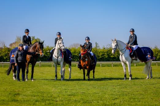 Foto: Der vergangene Saisonstart war richtungsweisend: Der Reitverein Westwalddistrikt Nettelsee e.V. gewann nach dem Auftakt auch das Finale - Fotograf: RathmanVerlag/Tina Siebenhaar