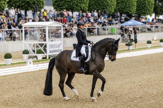 Foto: Dorothee Schneider und First Romance - Fotograf: Stefan Lafrentz