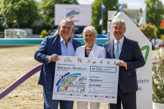 Foto: Gregor Spachmann Radio Regenbogen, Dr. Christiane Berger-Kuehn, Peter Hofmann - Fotograf: Stefan Lafrentz