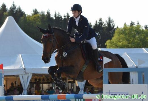 Foto: Gerrit Schepers (GER) gewinnt das EY-Cup Kat S* - Fotograf: fotoagentur-dill.de