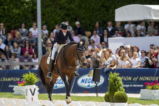 Foto: Hubertus Schmidt gewann in Balve die Wertung zur MEGGLE Champion of Honour - Fotograf: Sportfotos-Lafrentz