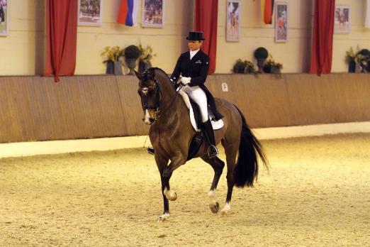 Foto:Dorothee Schneider (Frahmersheim) & Faustus- Fotograf: Hilgenberg