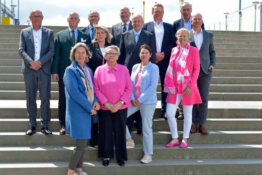 Foto: Das FN-Präsidium mit Martin H. Richenhagen an der Spitze - Fotograf: (c) Holger Schupp 