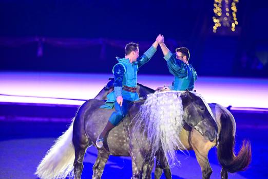 Foto: Die Amadeus Showtime sorgte wieder für besondere Momente in der Salzburgarena - Fotograf: © Daniel Kaiser