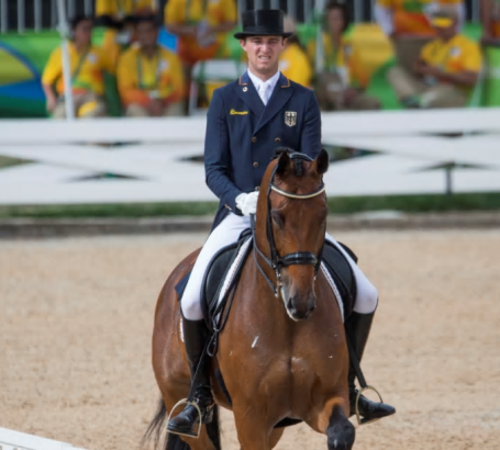 Foto: Sönke Rothenberger and Cosmo bound for Sweden International Horse Show - Fotograf: Roland Thunholm Foto: Sönke Rothenberger and Cosmo bound for Sweden International Horse Show - Fotograf: Roland Thunholm