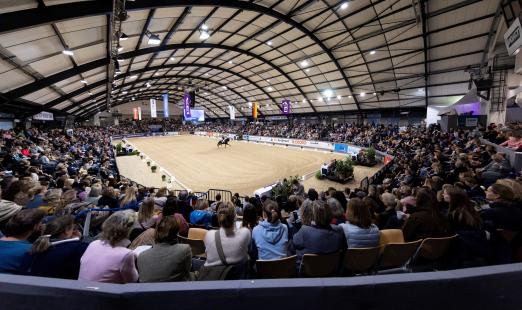 Foto: VR CLASSICS Neumünster ist seit 37 Jahren Gastgeber einer FEI Dressage World Cup™ Etappe - Fotograf: reitsport-hellmann.de
