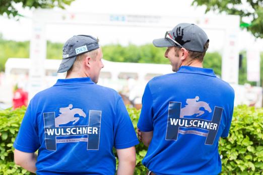 Foto: Zum siebten Mal lädt Holger Wulschner und sein Team zu internationalem Springsport, zur DKB Pferdewoche Rostock auf Gut Groß Viegeln - Fotograf: Thomas Hellmann