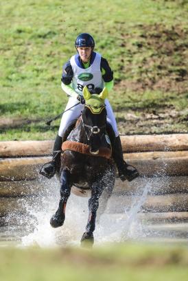 Foto: Start-Ziel-Sieg für Eva Terpeluk und Uni’s Black Pearl - Fotograf: Thomas Hartig/equistock.de