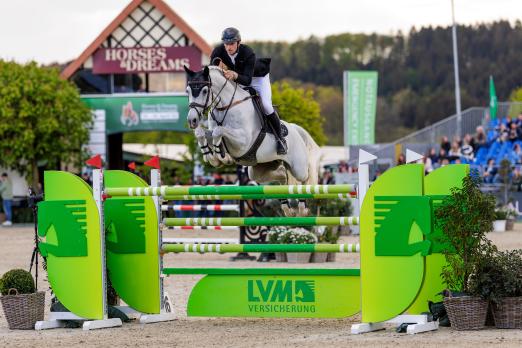 Foto: Schneller Richard Vogel! Wiedereinmal hatte die schnellste Zeit im Parcours - Fotograf: sportfotos-lafrentz