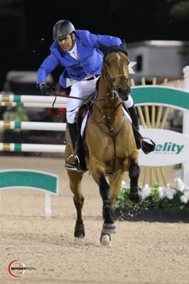 Foto: Alvaro de Miranda and AD Rahmannshof's Bogeno gallop to the finish - Fotograf: © Sportfot