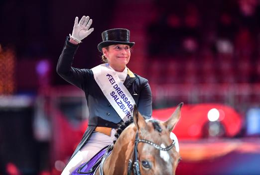 Foto: Olympiasiegerin, Welt- und Europameisterin sowie Salzburg-Seriensiegerin Isabell Werth setzt diesmal im Dressur Weltcup von Salzburg auf ihr Olympiapferd Weihegold OLD - Fotograf: © Daniel Kaiser