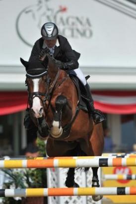Foto: Grand Prix Sieger Thorsten Wittenberg (GER) und sein "Connaught" - Fotograf: Hervé Bonnaud- 1clicphoto.com & Tomas Holcbecher - holcbecher.com 
