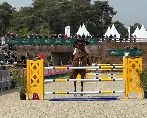 Foto: Antoine Ermann und Azur de Vinnebus nutzten in Fontainebleau ihre Chance - Fotograf: BYRT/Knauer
