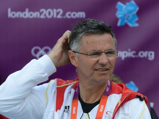 Foto: Otto Becker soll Bundestrainer bleiben. - Fotograf: Jochen Luebke - dpa