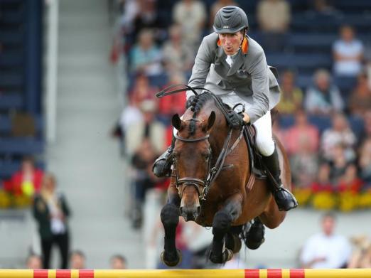 Foto: Ludger Beerbaum beim CHIO in Aachen - Fotograf: Rolf Vennenbernd - dpa