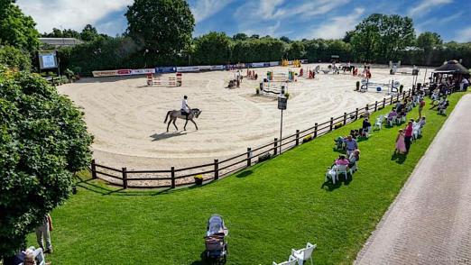 Foto: Das vierte Turnier des CSE Ehlersdorf konzentriert sich ganz auf junge Pferde und Amateure - Fotograf: Archiv/ C.B.