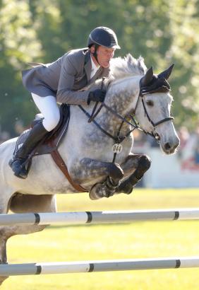 Foto: Ludger Beerbaum – dreimal hat er schon den Großen Preis im Schlosspark gewonnen, in diesem Jahr will er seine vierte Chance ergreifen - Fotograf: WRFC/Toffi