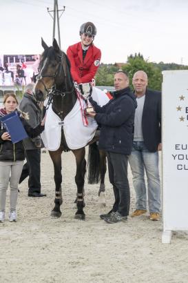 Foto: Lebt in Deutschland, startet für Österreich und ist direkt für das EY-Cup-Finale qualifiziert - Lisa-Maria Räuber - Fotograf: EY-Cup