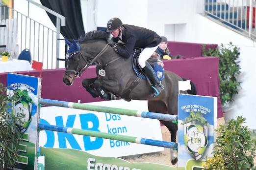 Foto: Thomas Voß gewann mit Wat nu am Freitag das internationale Hauptspringen beim CSI Neustadt-Dosse - Fotograf: Karl-Heinz Frieler