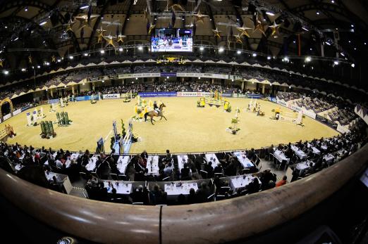 Foto: Das Frankfurter Festhallen Reitturnier ist Standort für Spitzensport und Jugendförderung. - Fotograf: Karl-Heinz Frieler