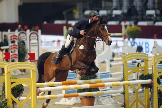 Foto: Jörg Müller gewinnt mit Ambra - Fotograf: Stefan Lafrentz