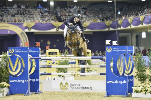 Foto: Gert-Jan Bruggink und Primeval Dejavu waren die Sieger beim Internationalen Festhallen Reitturnier in Frankfurt. - Fotograf: Karl-Heinz Frieler