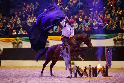 Foto: Vorjahressieger Mats Marcinkowski mit Karlchen bei der Baltic Horse Show im Wettbewerb "Zeig uns Dein Talent", präsentiert von Pikeur und Eskadron - Fotograf: Lafrentz